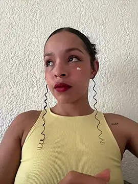 Yasmin777  online show from 04.01.26