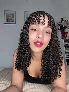 Snapshot of Yasmin777_ chatting on 04.20.26 Yasmin777 online show from 04.20.26