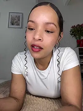 Snapshot of Yasmin777_ chatting on 05.09.26 Yasmin777 online show from 05.09.26