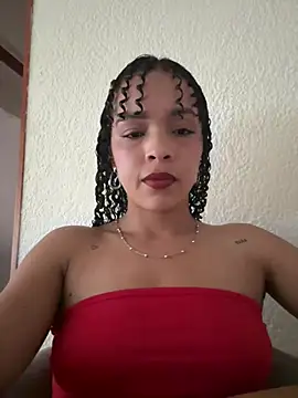 Snapshot of Yasmin777_ chatting on 06.21.26 Yasmin777 online show from 06.21.26