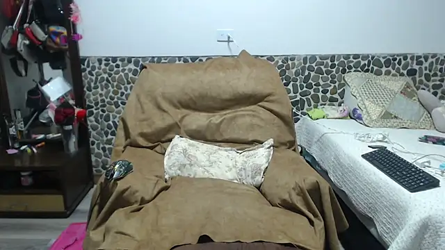 Miilu74 online show from 02.21.26