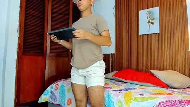 Snapshot of David_niet chatting on 09.27.25 David niet online show from 09.27.25