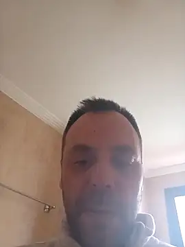 Snapshot of manchego85 chatting on 02.17.26 manchego85 online show from 02.17.26