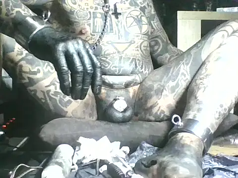 Snapshot of object857 chatting on 11.01.25 object857 online show from 11.01.25