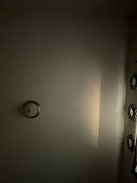 1n0nlythroat online show from 09.10.25