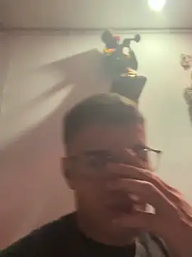 ALPHA DOMINUS  online show from 12.16.25