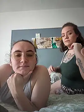 AndHerXO online show from 03.19.26