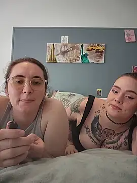 AndHerXO online show from 06.03.26
