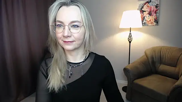 Ava Elior online show from 03.10.26