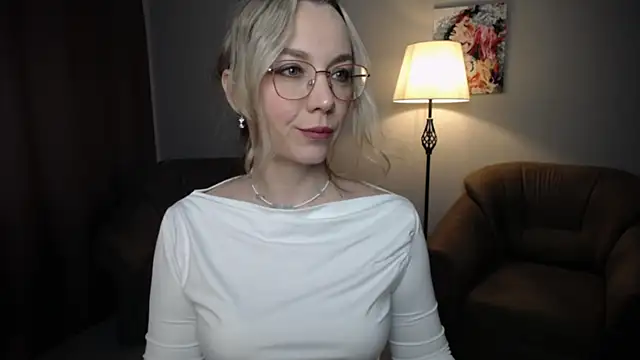 Ava Elior online show from 04.07.26