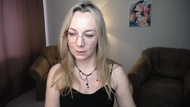 Snapshot of Ava_Elior chatting on 06.21.26 Ava Elior online show from 06.21.26