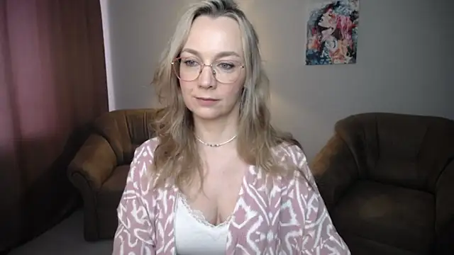 Snapshot of Ava_Elior chatting on 07.03.26 Ava Elior online show from 07.03.26