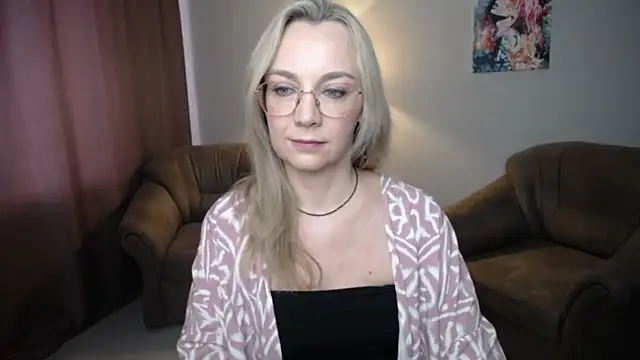 Snapshot of Ava_Elior chatting on 07.19.26 Ava Elior online show from 07.19.26