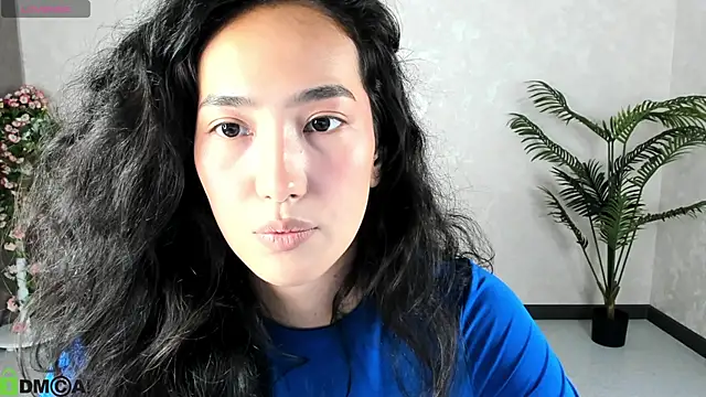 Snapshot of FlirtyAura chatting on 09.12.25 FlirtyAura online show from 09.12.25