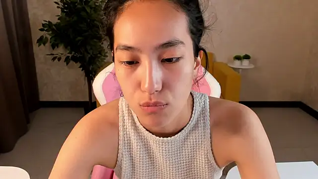 Snapshot of FlirtyAura chatting on 07.10.26 FlirtyAura online show from 07.10.26