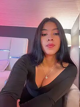 Snapshot of BellaFernandez__ chatting on 04.30.26 BellaFernandez online show from 04.30.26