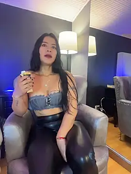Snapshot of BellaFernandez__ chatting on 05.23.26 BellaFernandez online show from 05.23.26