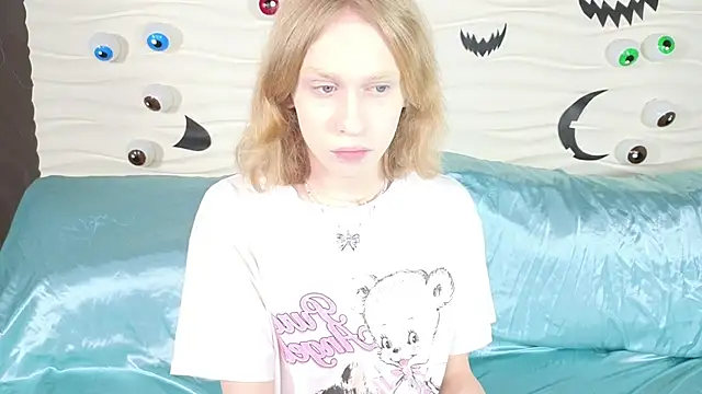 Snapshot of BarbieRichy chatting on 11.01.25 BarbieRichy online show from 11.01.25