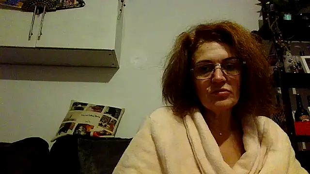 RubyyRosee online show from 12.18.25