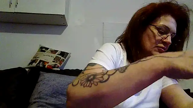 Snapshot of RubyyRosee chatting on 04.18.26 RubyyRosee online show from 04.18.26