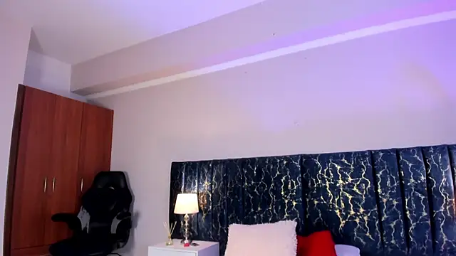 katte landerr online show from 02.26.26