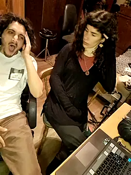 GroovyBlossom online show from 10.26.25