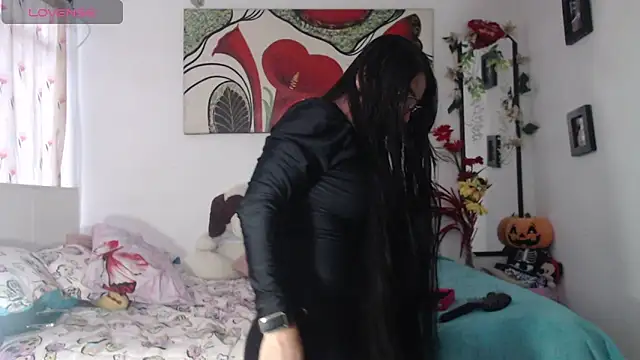 anii mantilla online show from 02.11.26