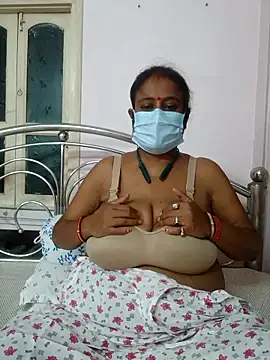 Snapshot of Barna_Love chatting on 09.21.25 Barna Love online show from 09.21.25