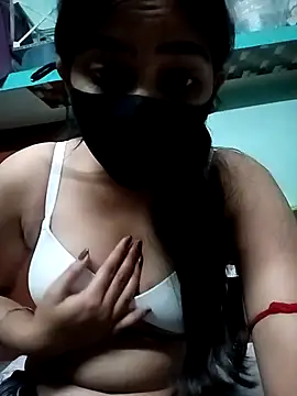 Snehabeauti online show from 10.15.25