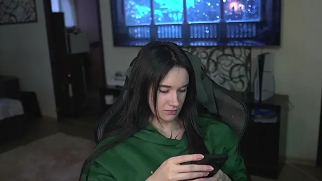 Snapshot of lis_silver chatting on 01.12.26 lis silver online show from 01.12.26