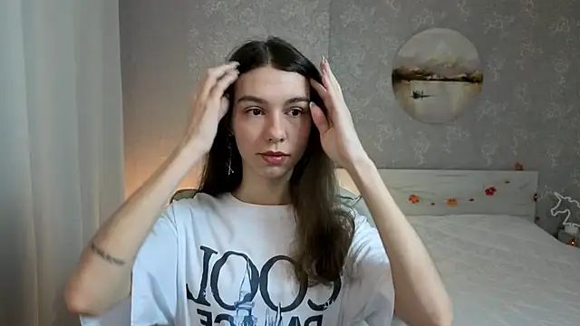 KellyShines online show from 12.04.25