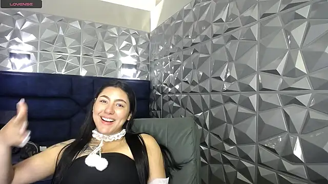 Megara 25 online show from 03.26.26