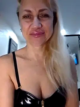 KissMiSveet online show from 02.23.26