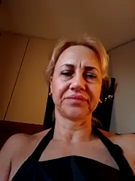 KissMiSveet online show from 03.01.26