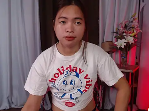 miss ella28 online show from 09.14.25