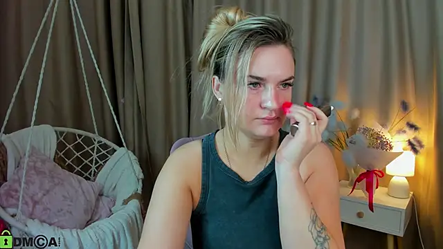 Marie Ellie online show from 04.02.26