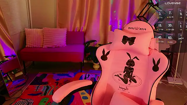 Moon  Bunny online show from 05.11.26