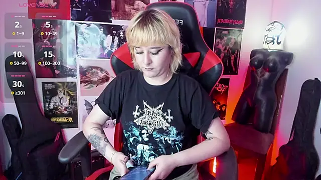 Snapshot of mistresscrowley666 chatting on 02.28.26 mistresscrowley666 online show from 02.28.26