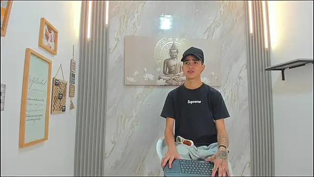 TWINKS BOYS1 online show from 01.10.26