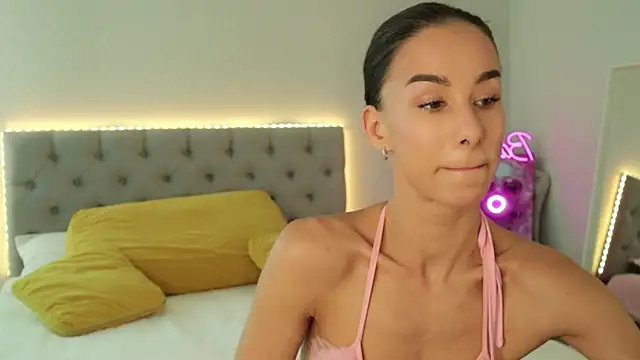 Katherinepinke online show from 10.17.25