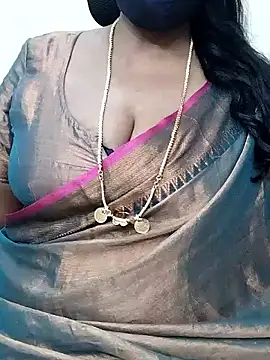 Snapshot of shobini chatting on 01.19.26 shobini online show from 01.19.26