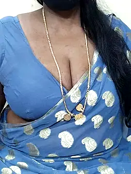 Snapshot of shobini chatting on 02.19.26 shobini online show from 02.19.26