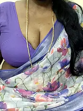 Snapshot of shobini chatting on 02.21.26 shobini online show from 02.21.26