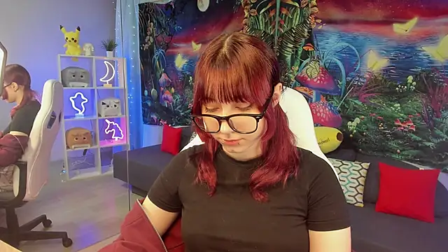 ClaraParks online show from 11.08.25