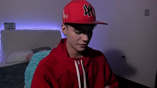 Dulcey  online show from 04.16.26