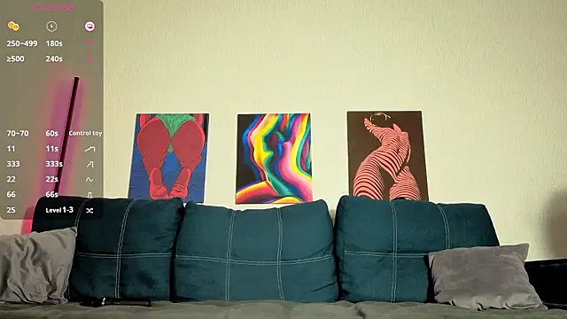 TrixiBell online show from 01.14.26