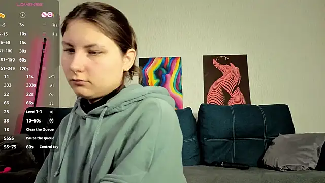 TrixiBell online show from 04.21.26