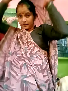 Cutreet online show from 12.14.25