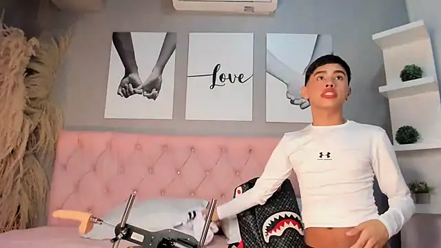 Snapshot of Jim_twink chatting on 09.19.25 Jim twink online show from 09.19.25