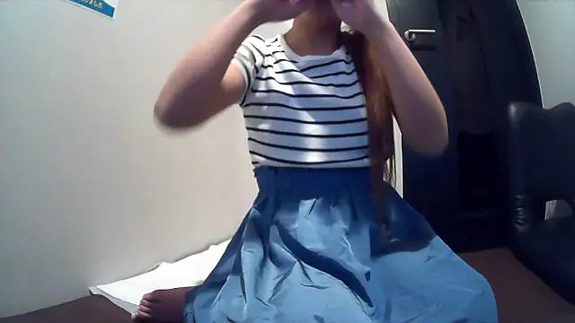 Snapshot of SAKI_saki_01 chatting on 10.30.25 SAKI saki 01 online show from 10.30.25